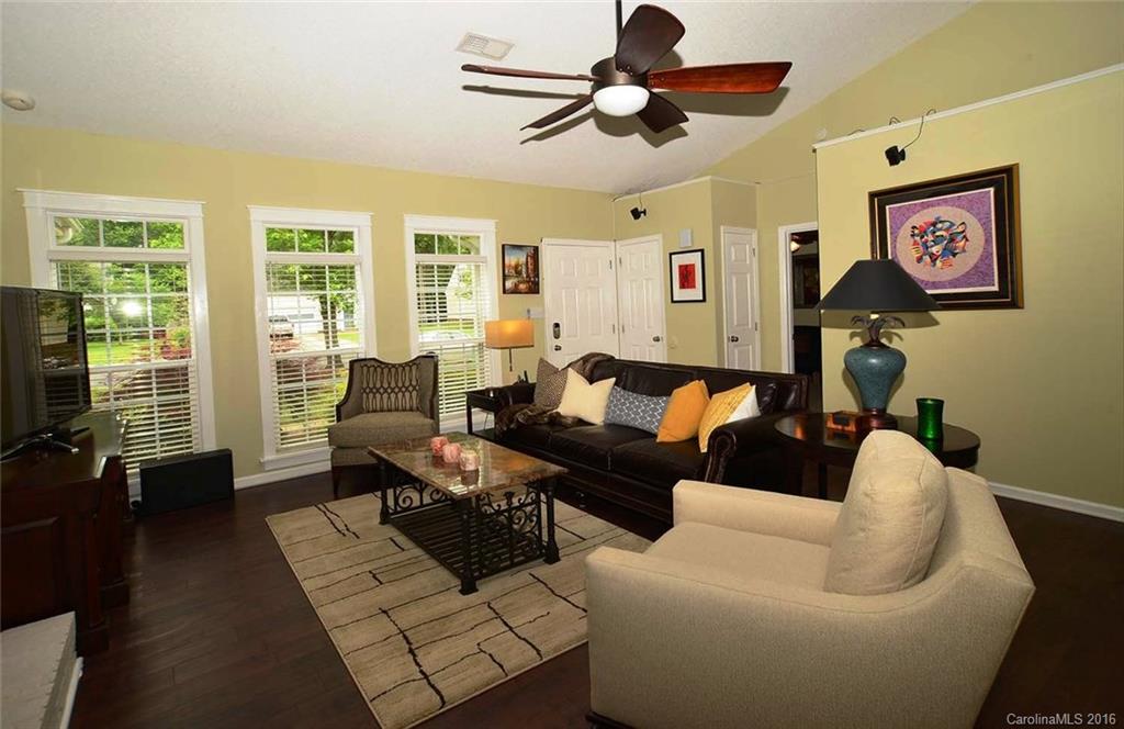 14520 Smith Road Charlotte, NC 28273 - Photo 3 of 24 Gallery Image 3
