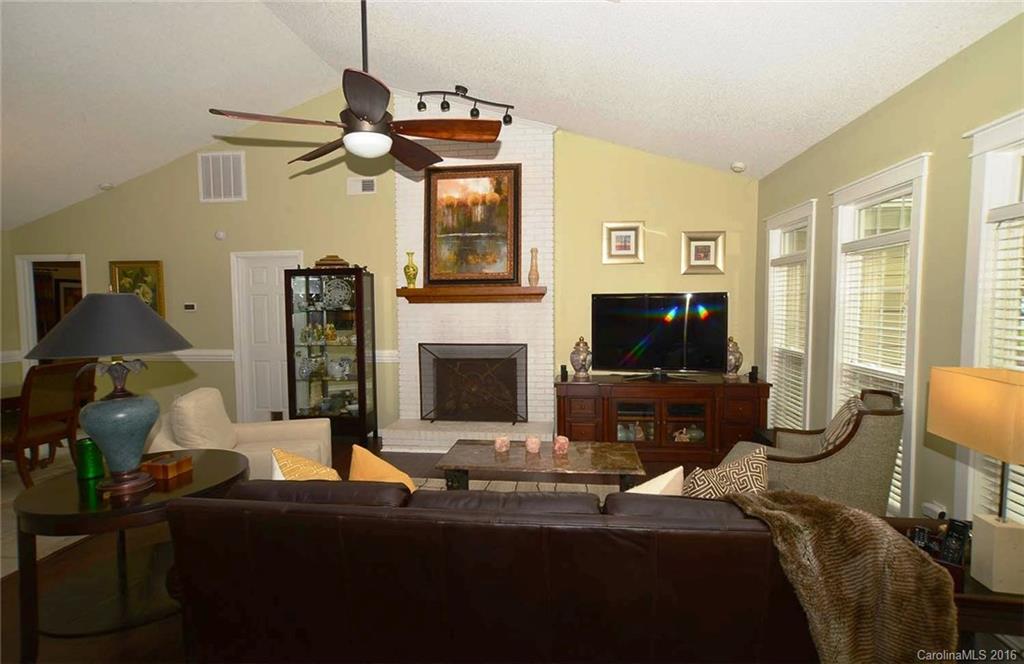 14520 Smith Road Charlotte, NC 28273 - Photo 4 of 24 Gallery Image 4
