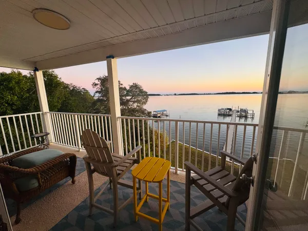 $450,000 | 1409 Highway 98, Unit 401, Mary Esther, FL 32569