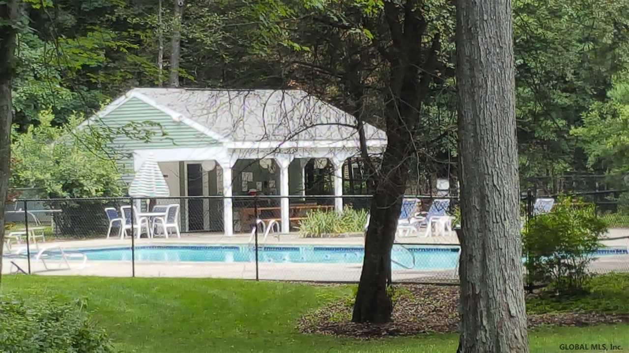 32 Chestnut Road Bethlehem, NY 12054 - Photo 2 of 16 Photo 2