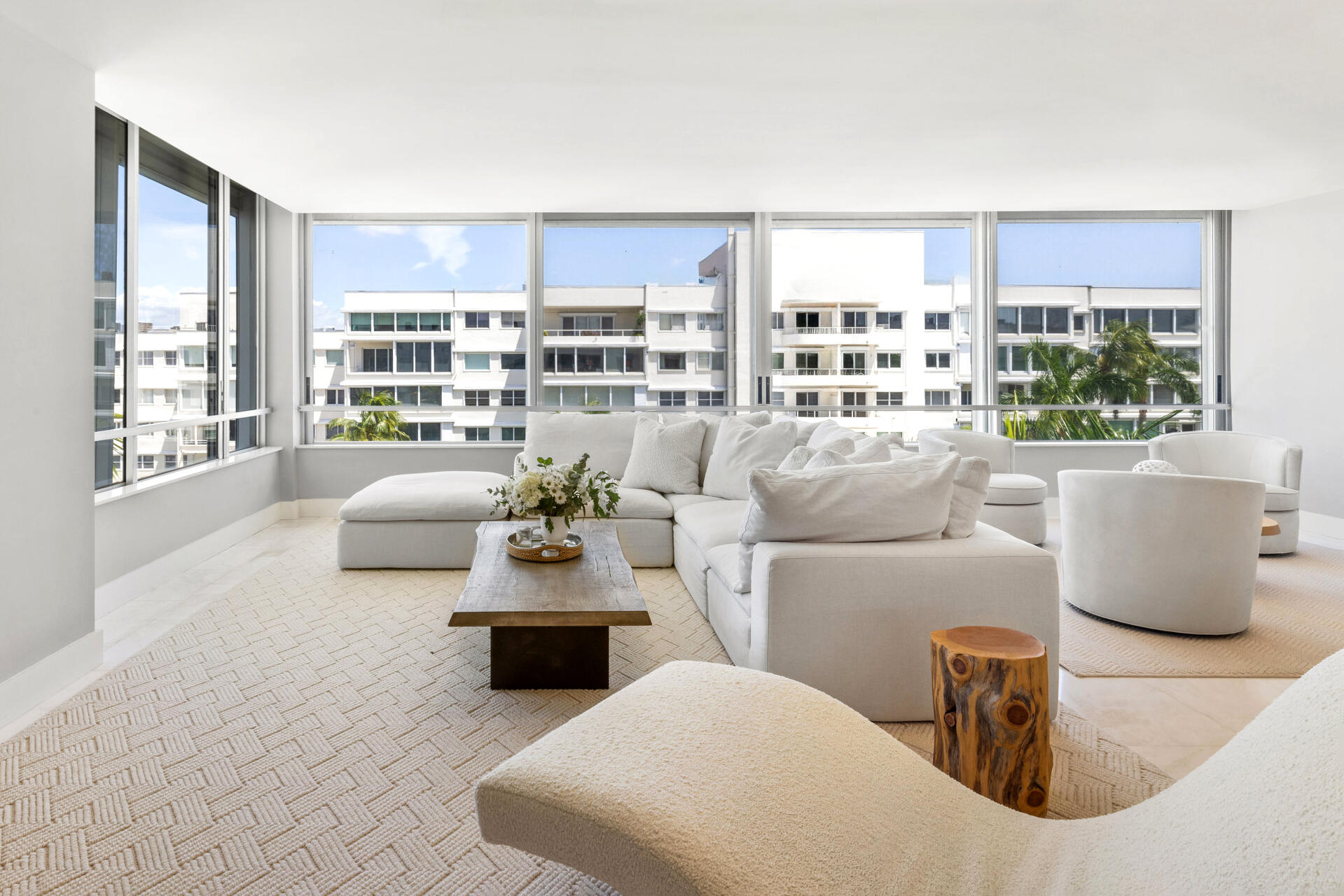 44 Cocoanut Row, Unit 510/511 B Palm Beach, FL 33480 - Photo 21 of 46 12_et6a2430