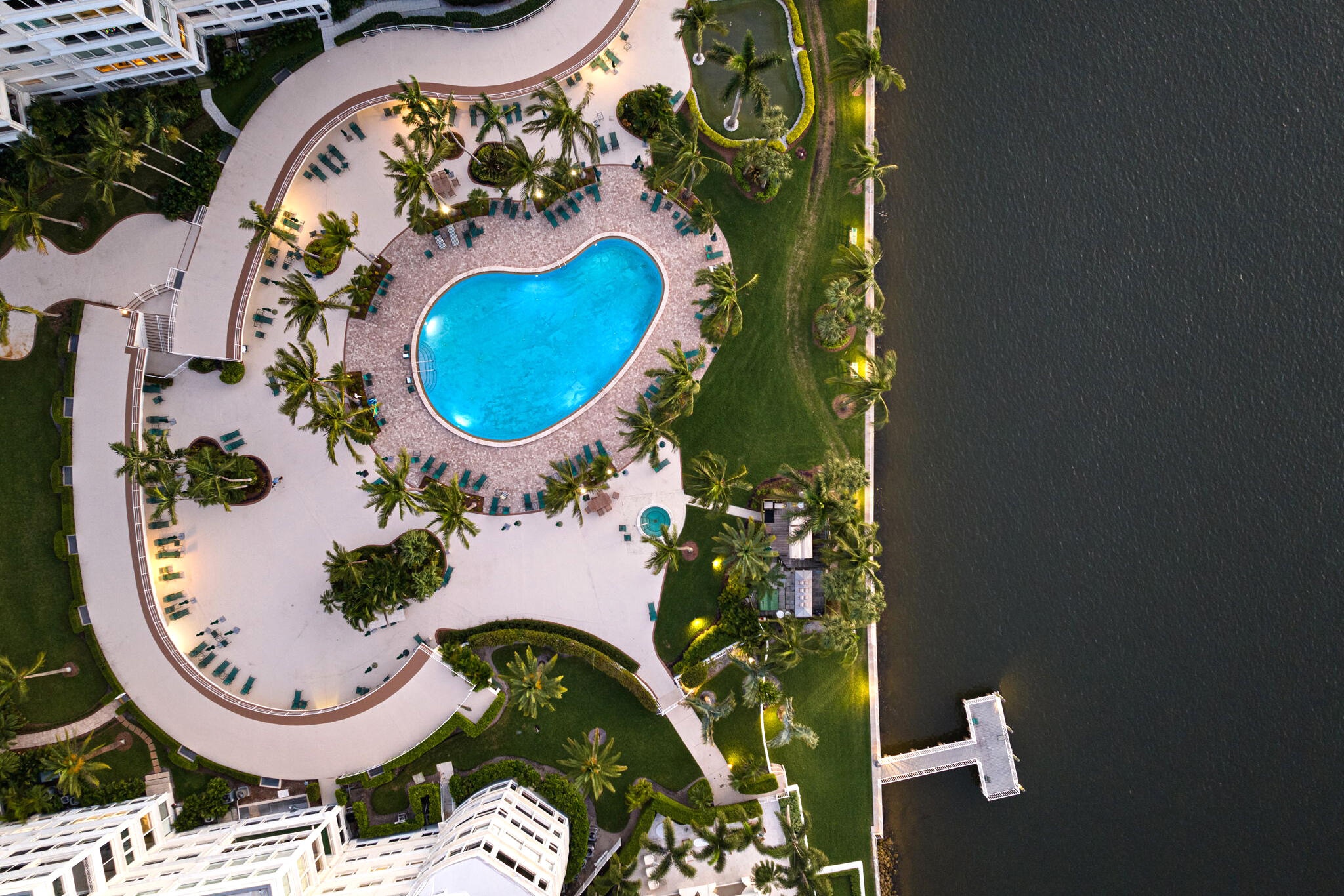 44 Cocoanut Row, Unit 510/511 B Palm Beach, FL 33480 - Photo 43 of 46 93-web-or-mls-Palm Beach Towers Unit A21