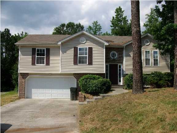 8727 Winterberry Road Chattanooga, TN 37421 - Photo 1 of 11 Primary Photo