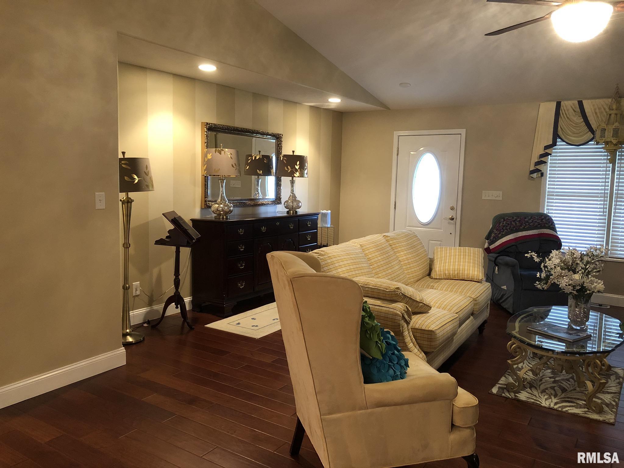 7009 Preston Drive Springfield, IL 62711 - Photo 14 of 27