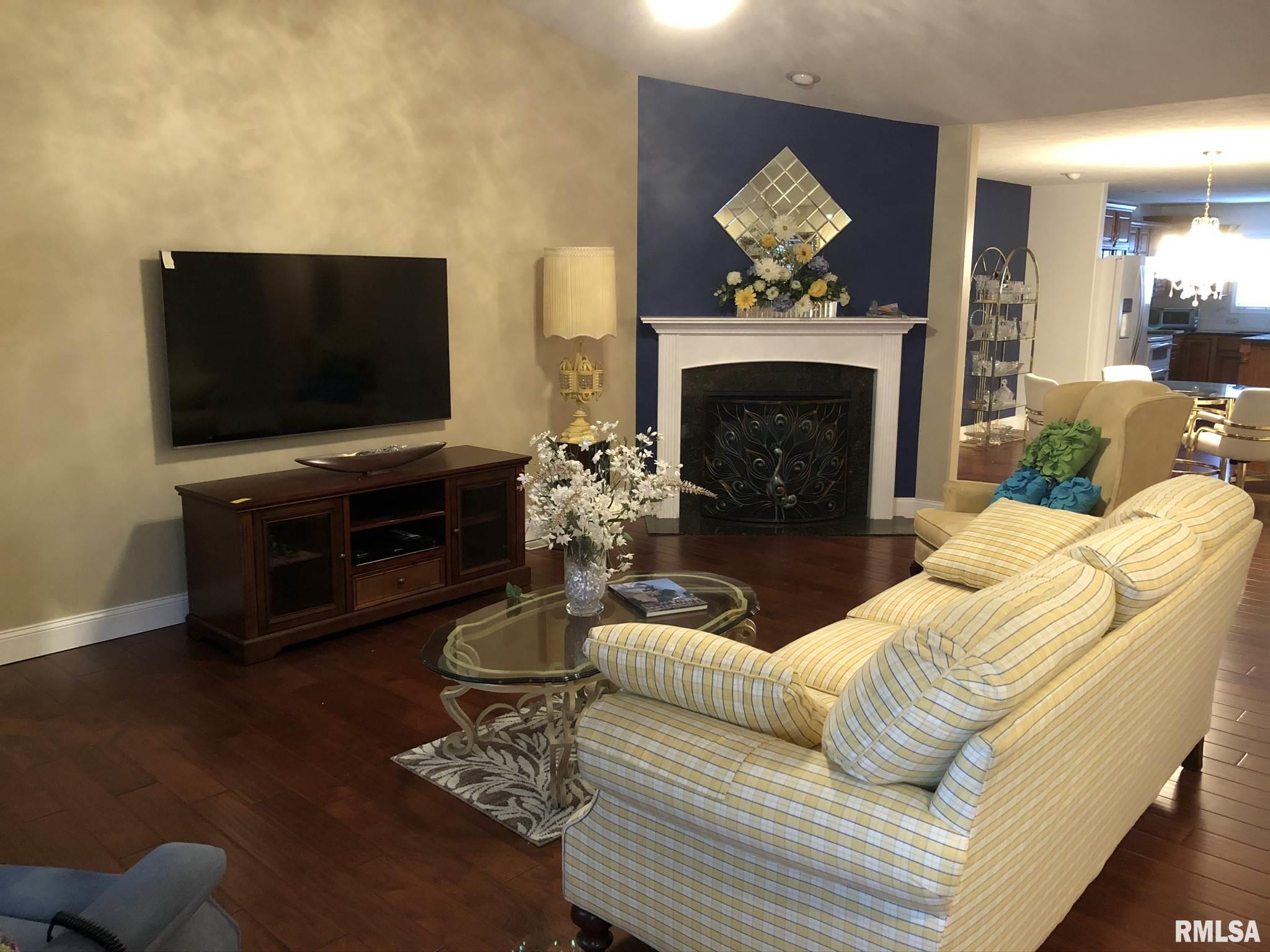 7009 Preston Drive Springfield, IL 62711 - Photo 3 of 27