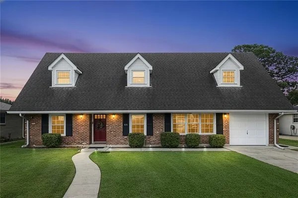 $295,000 | 63 Marie Drive, Gretna, LA 70053