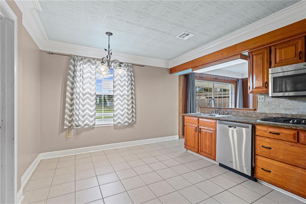 63 Marie Drive Gretna, LA 70053 - Photo 10 of 30