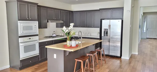 $998,888 | 322 South Central Parkway, Mountain House, CA 95391