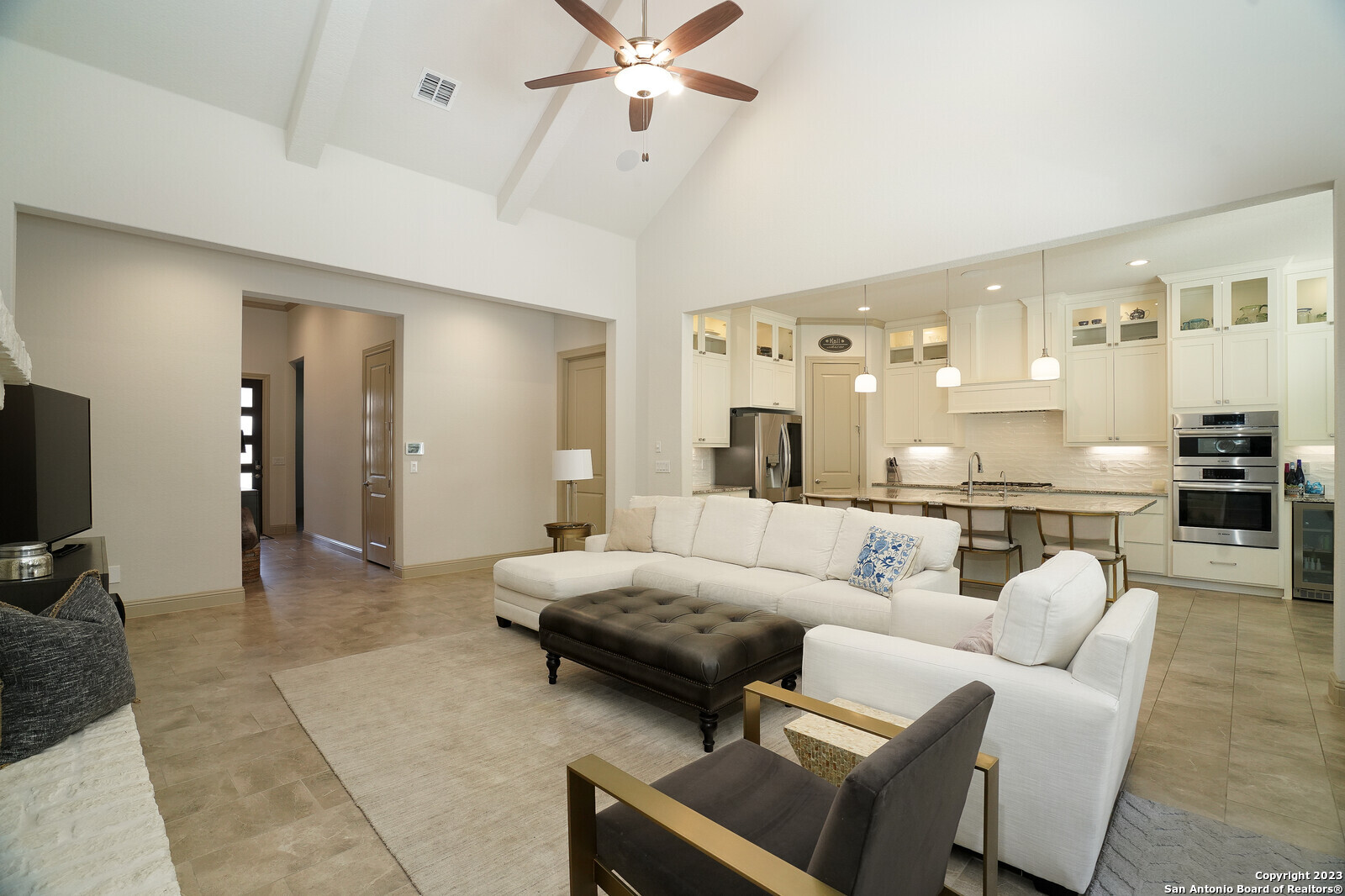 17618 Hillsedge Road San Antonio, TX 78257 - Photo 7 of 30