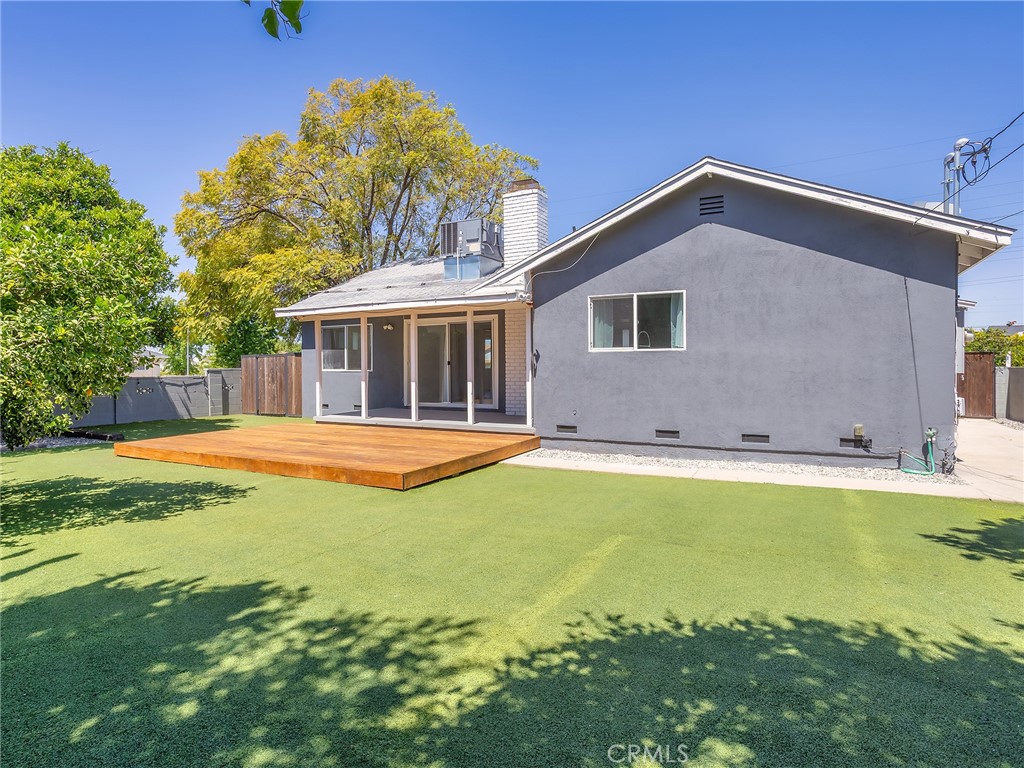 12456 Rouge Street Sun Valley, CA 91352 - Photo 26 of 36 Back