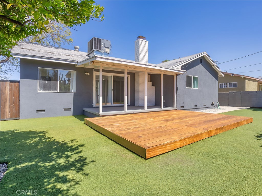 12456 Rouge Street Sun Valley, CA 91352 - Photo 28 of 36 Back