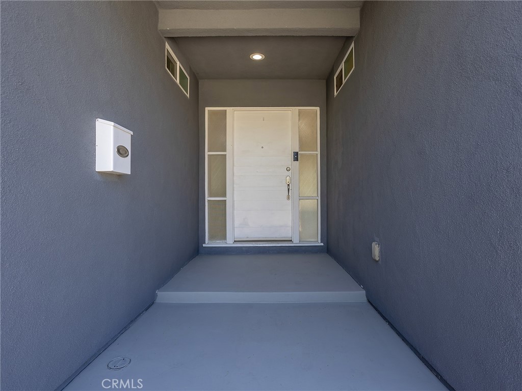 12456 Rouge Street Sun Valley, CA 91352 - Photo 34 of 36 Front