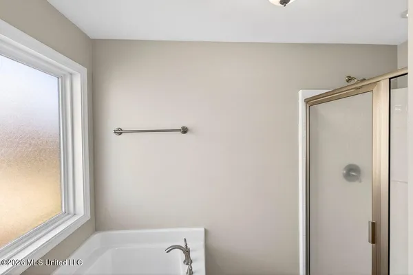 $379,000 | 6 Sweetgrass Lane, Ocean Springs, MS 39564