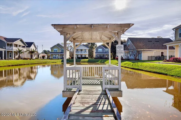 $379,000 | 6 Sweetgrass Lane, Ocean Springs, MS 39564