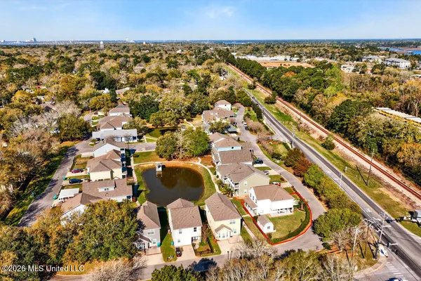 $379,000 | 6 Sweetgrass Lane, Ocean Springs, MS 39564