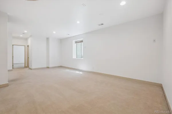 $999,999 | 2157 South Logan Street, Denver, CO 80210