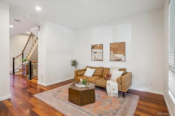 $999,999 | 2157 South Logan Street, Denver, CO 80210