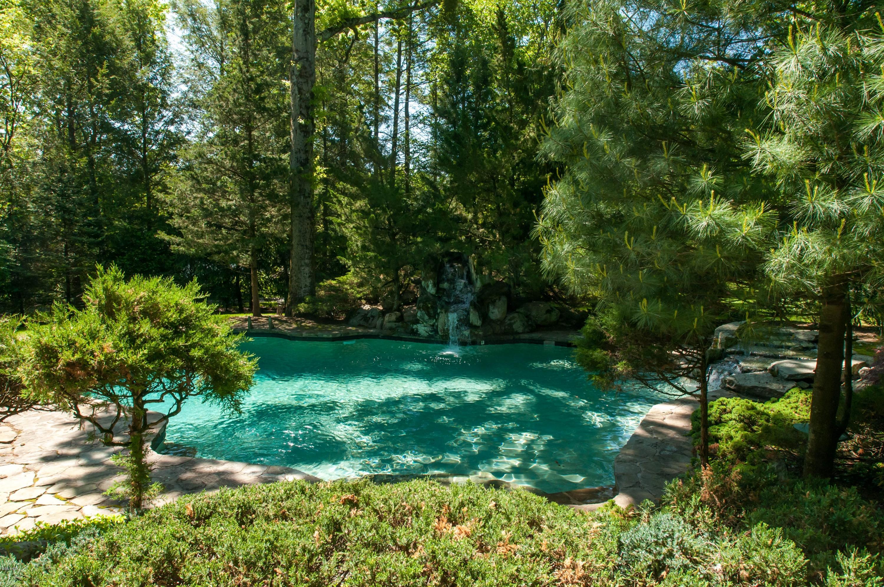 105 Dingletown Road Greenwich, CT 06830 - Photo 50 of 65 a view of yard with green space