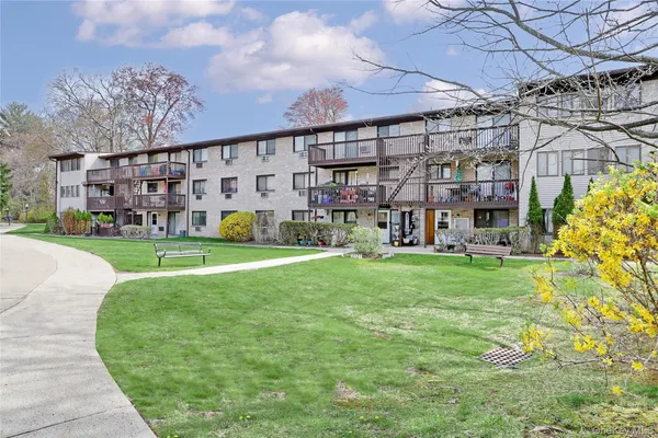 $209,000 | 7 Secora Road, Unit H18, Monsey, NY 10952