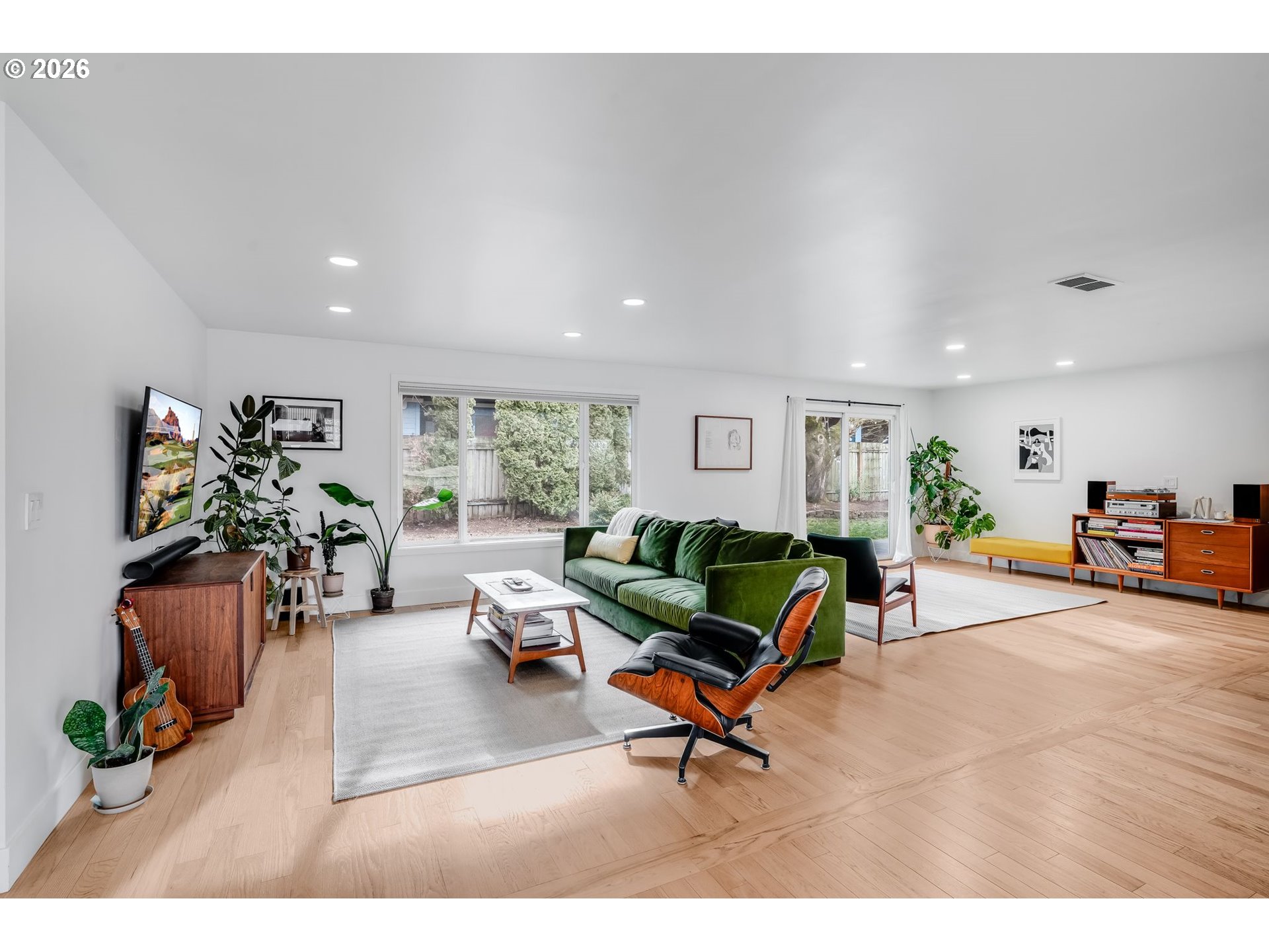 5214 Northeast Jessup Street Portland, OR 97218 - Photo 3 of 28 a living room with furniture and a couch