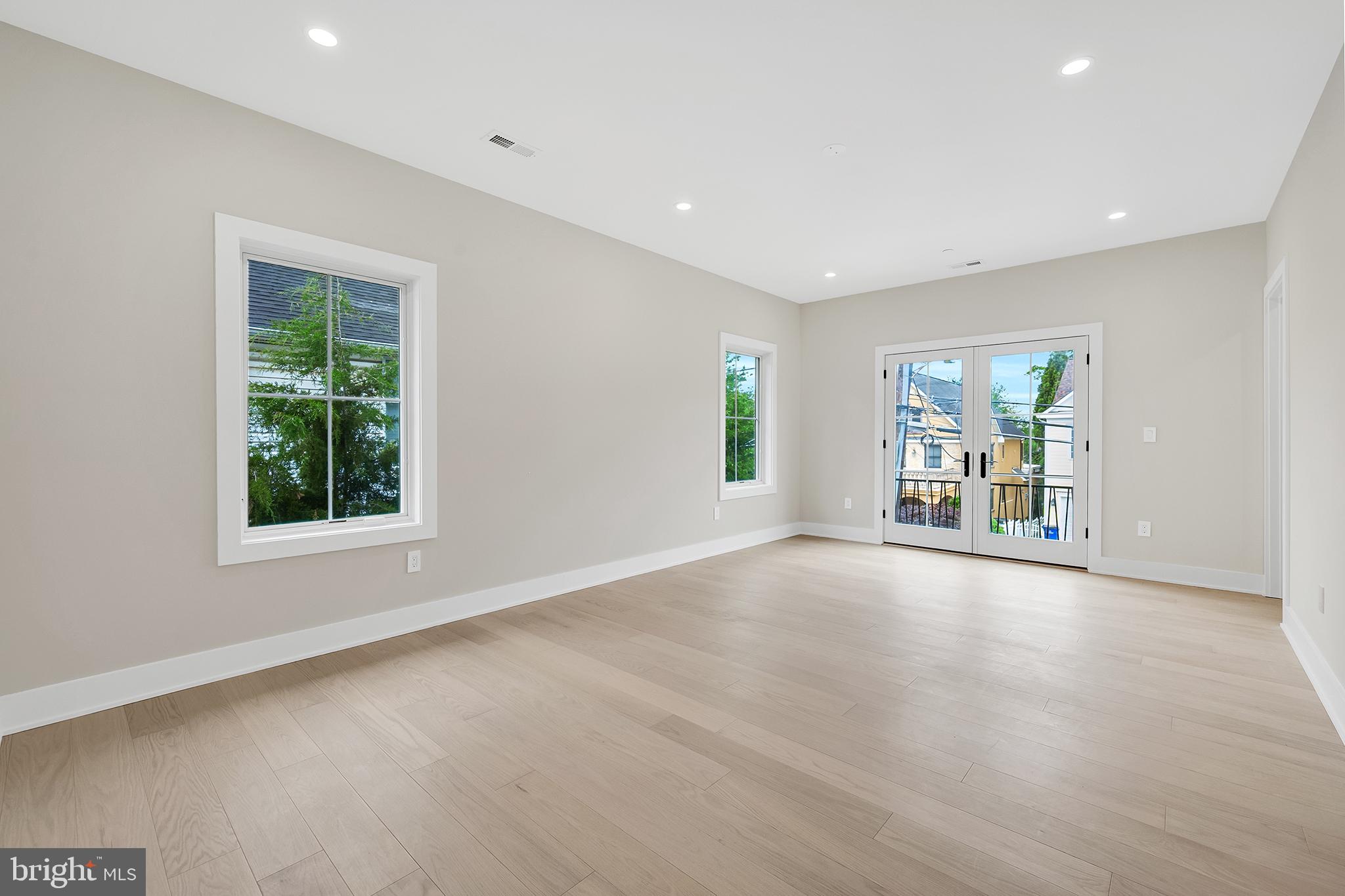 4708 Rosedale Avenue Bethesda, MD 20814 - Photo 34 of 69 Bright and airy open space awaits.