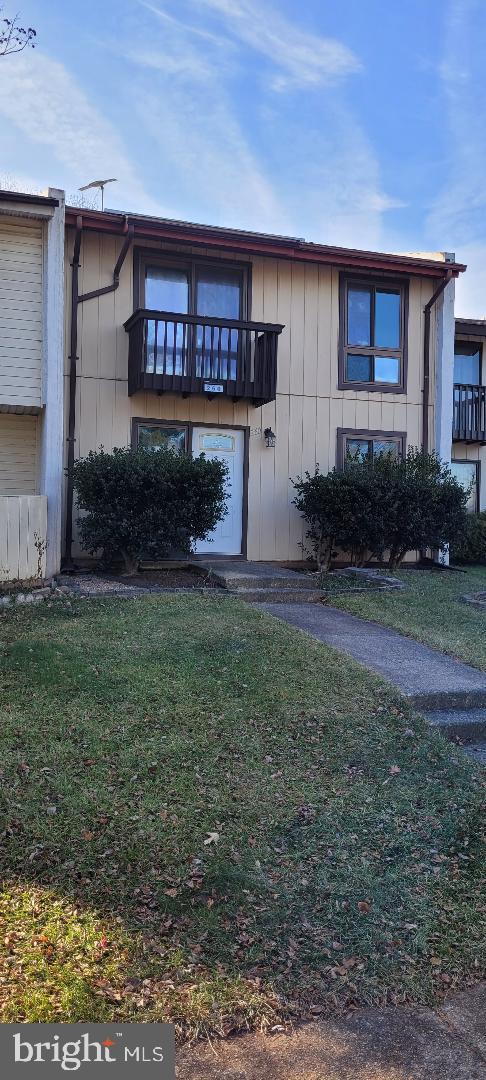 260 North Cottage Road Sterling, VA 20164 - Photo 2 of 21 Front