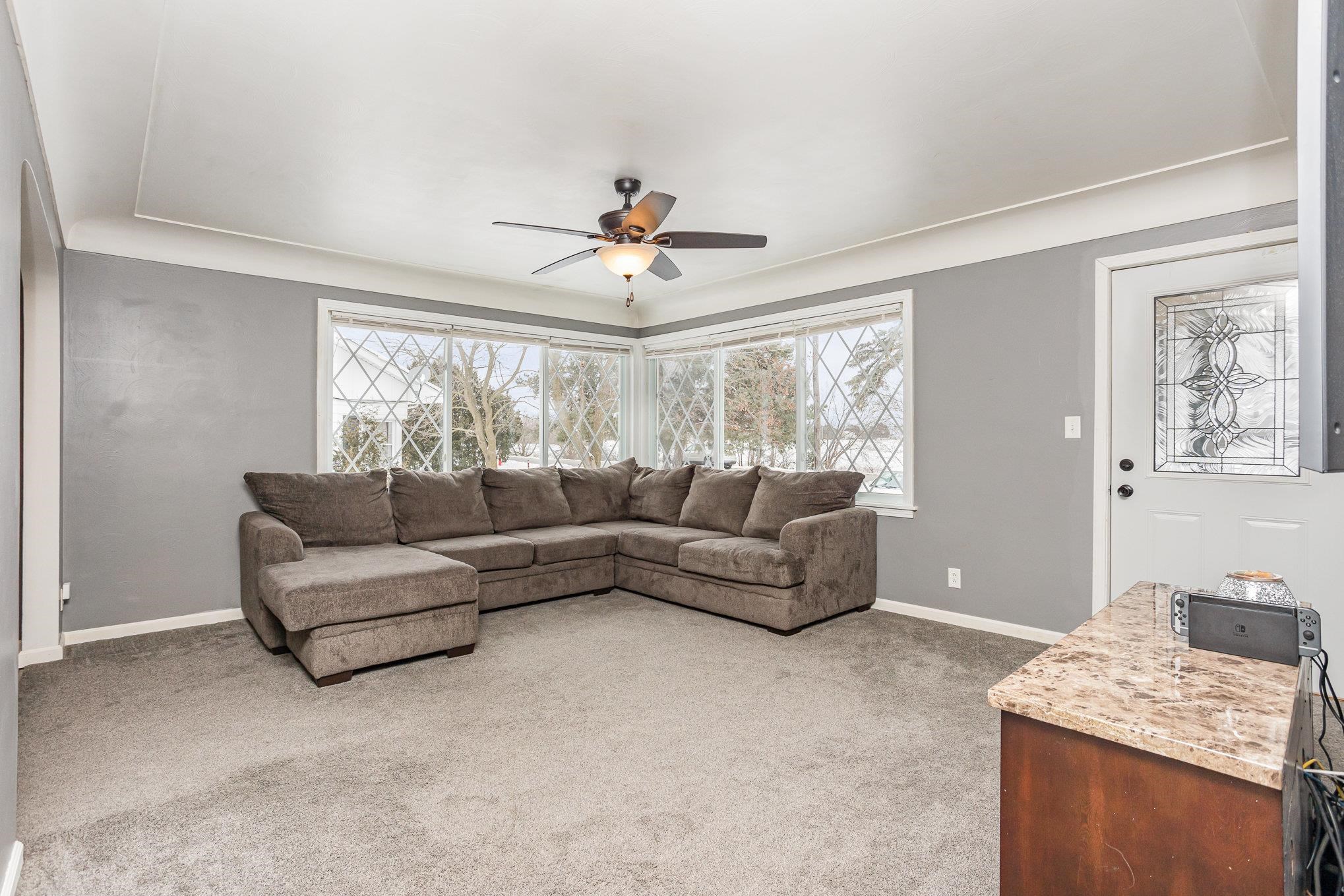 368 South Trumbull Road Bay City, MI 48708 - Photo 6 of 21
