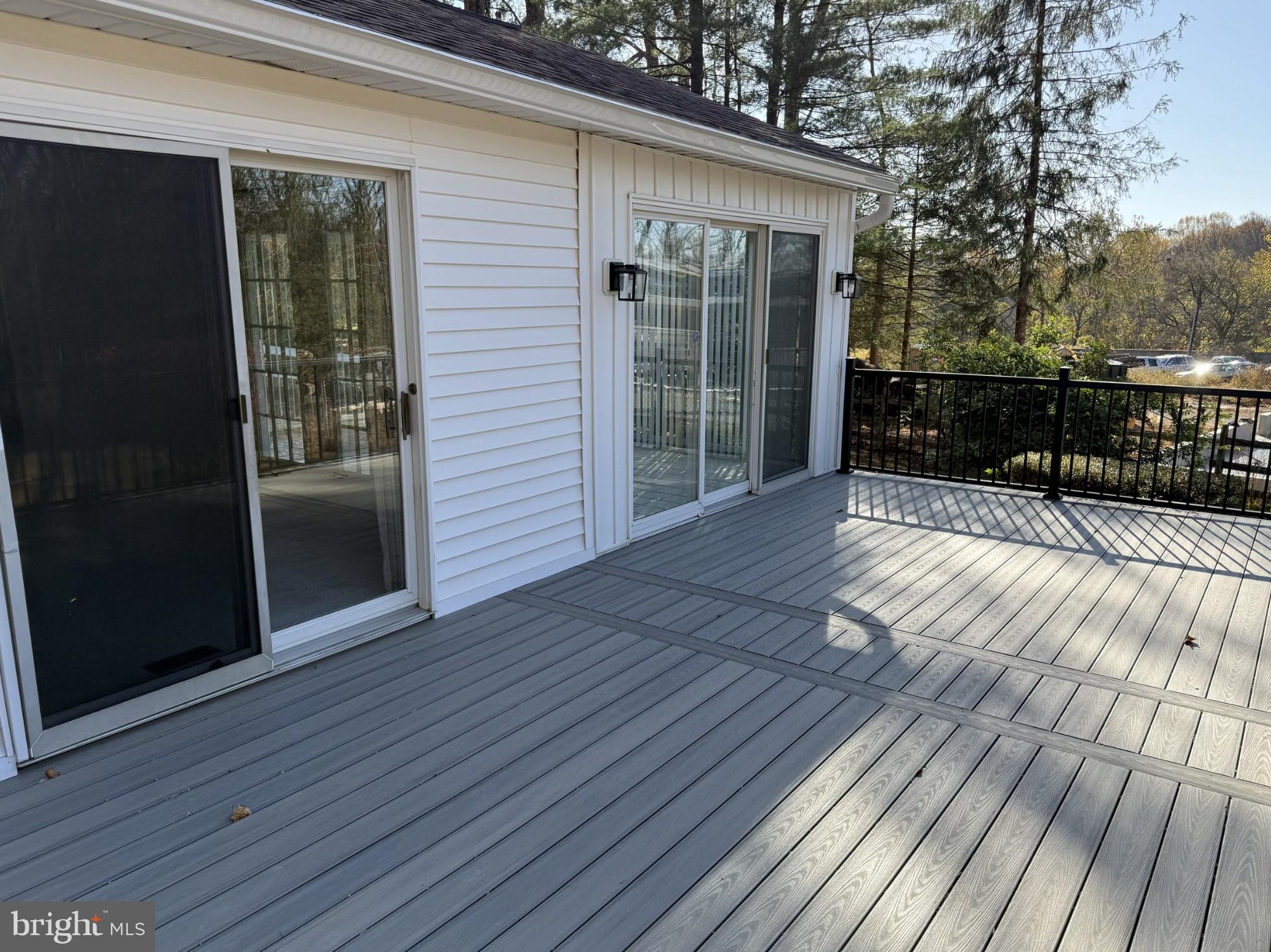 1190 Corner Ketch Road Newark, DE 19711 - Photo 19 of 26 Rear Deck