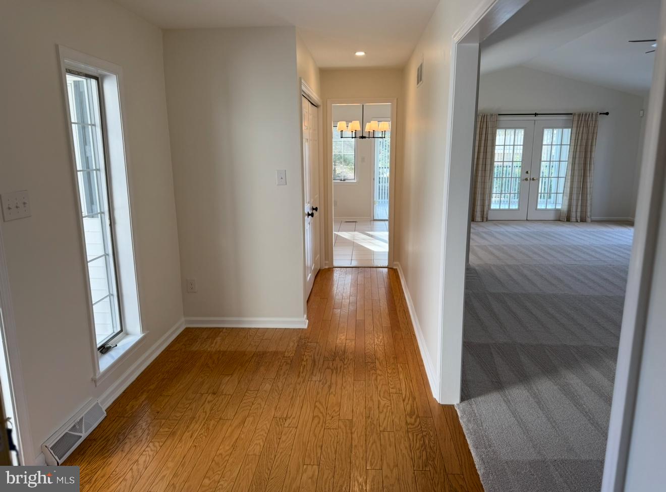 1190 Corner Ketch Road Newark, DE 19711 - Photo 3 of 26 Entryway