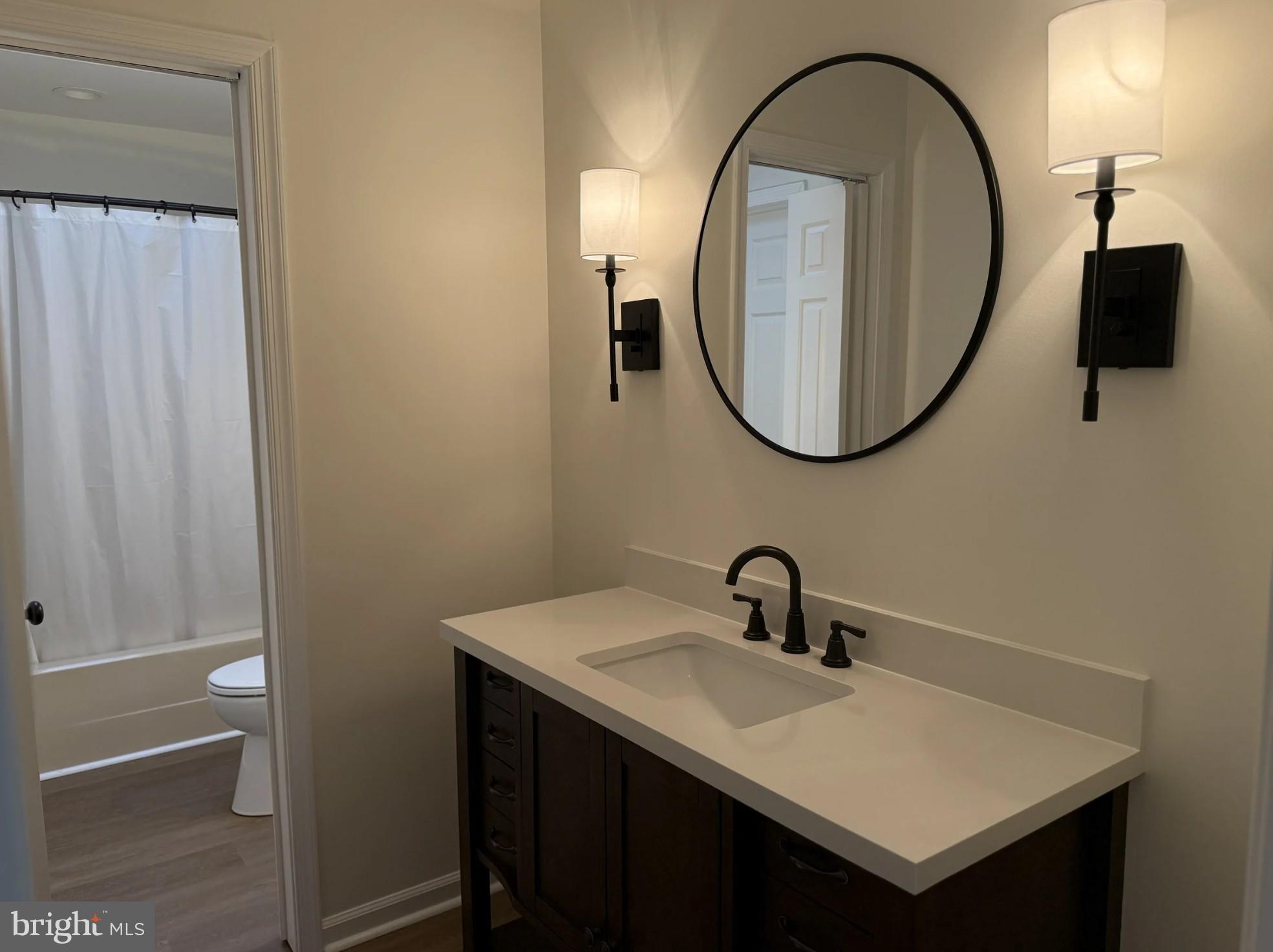 1190 Corner Ketch Road Newark, DE 19711 - Photo 10 of 26 Hall Full Bathroom