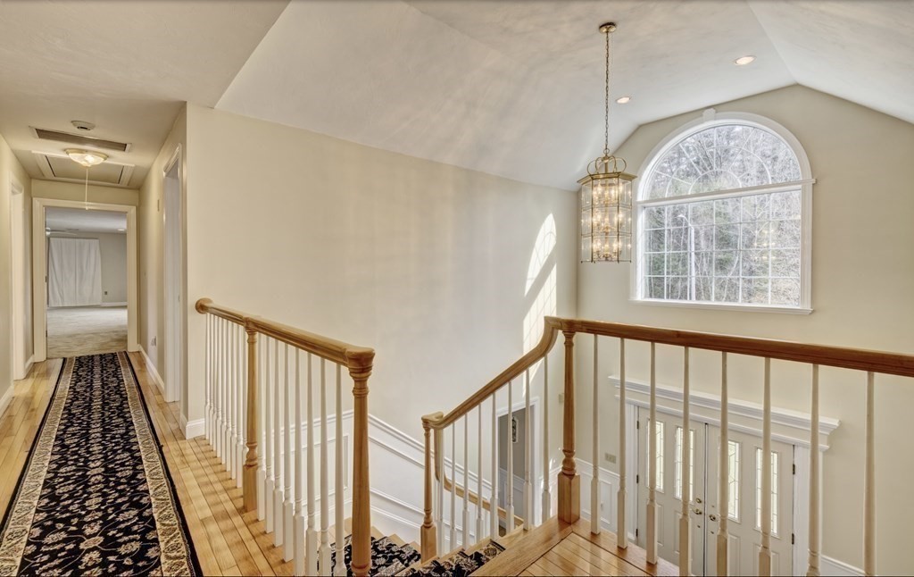 6 Elizabeth Road Auburn, MA 01501 - Photo 16 of 41 a view of hallway with windows
