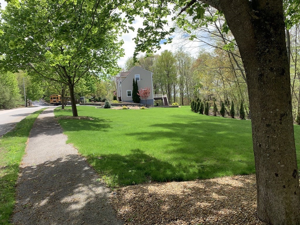6 Elizabeth Road Auburn, MA 01501 - Photo 3 of 41
