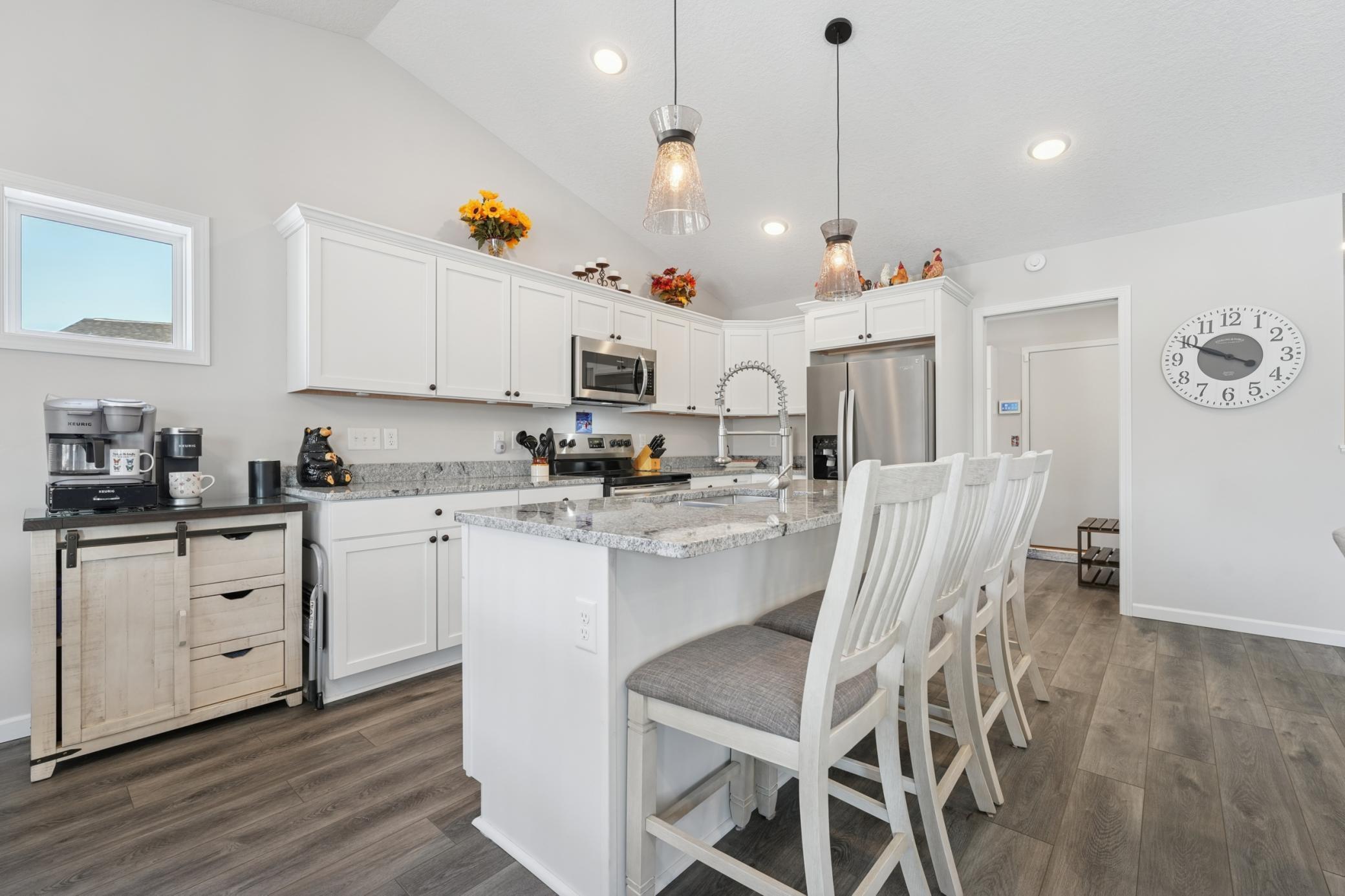 941 Whiskey Road Northwest Isanti, MN 55040 - Photo 3 of 29