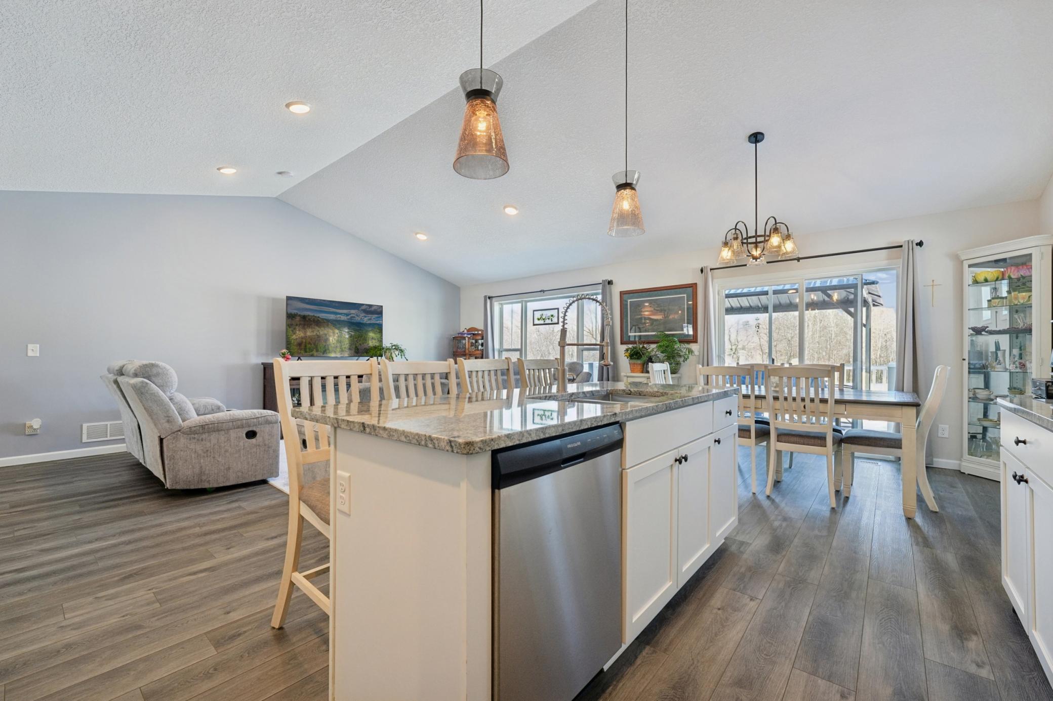 941 Whiskey Road Northwest Isanti, MN 55040 - Photo 7 of 29