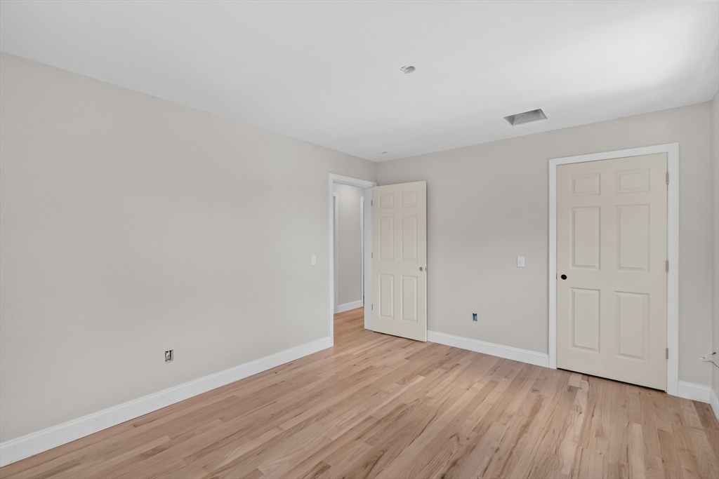 37 Murray Street Providence, RI 02909 - Photo 14 of 35