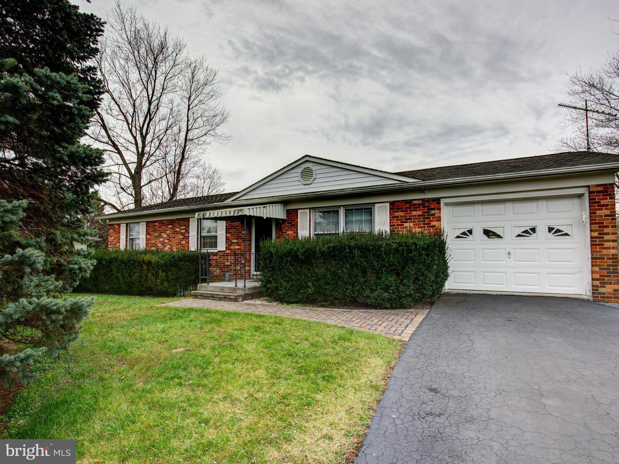 118 Highlander Road Stephens City, VA 22655 - Photo 1 of 12 Exterior (Front)