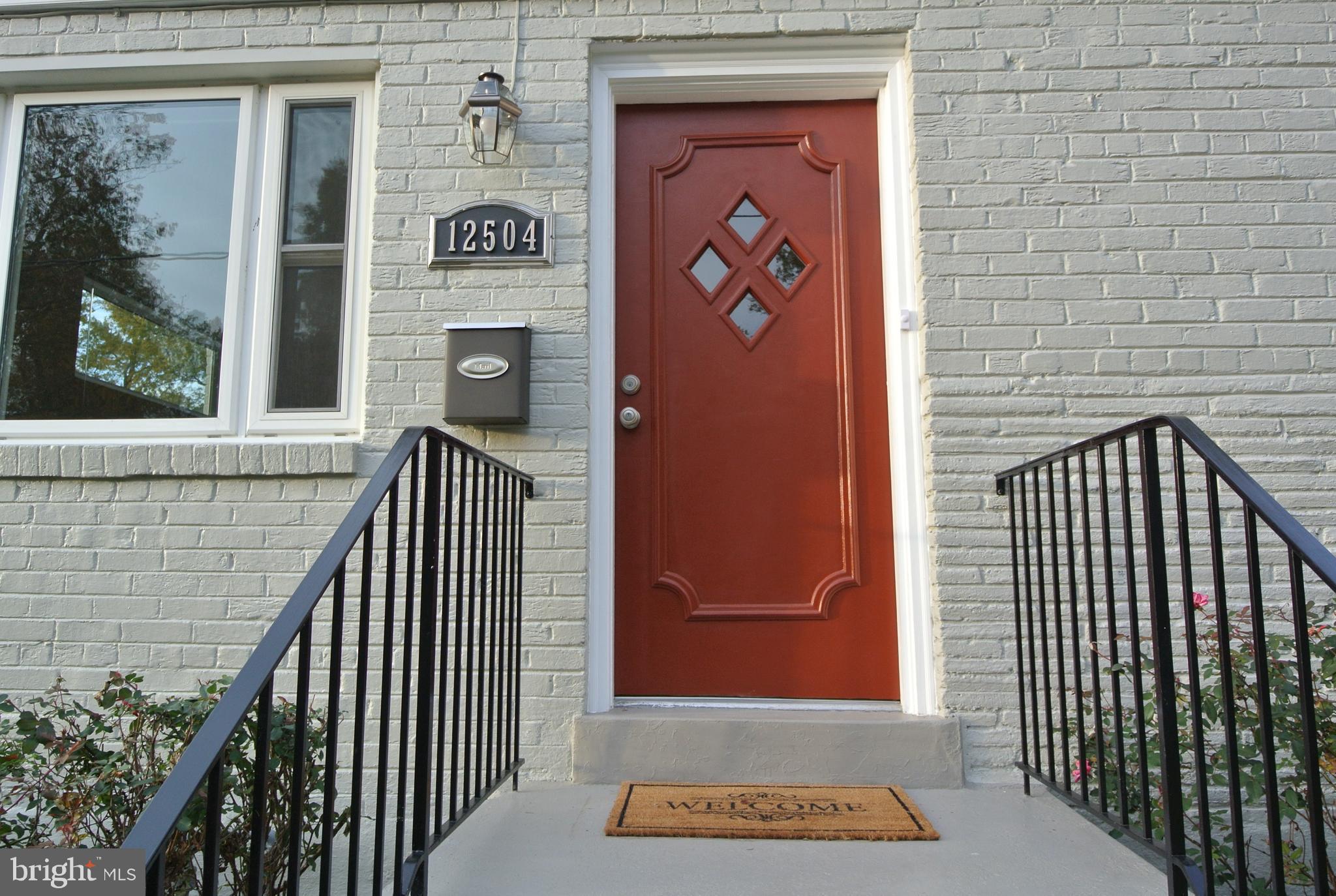 12504 Denley Road Silver Spring, MD 20906 - Photo 2 of 30 Gracious with a touch of mid-century style.