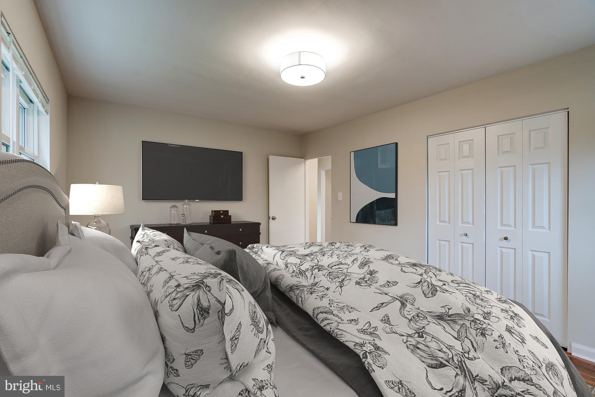 12504 Denley Road Silver Spring, MD 20906 - Photo 12 of 30 Opposite view of spacious main level bedroom.