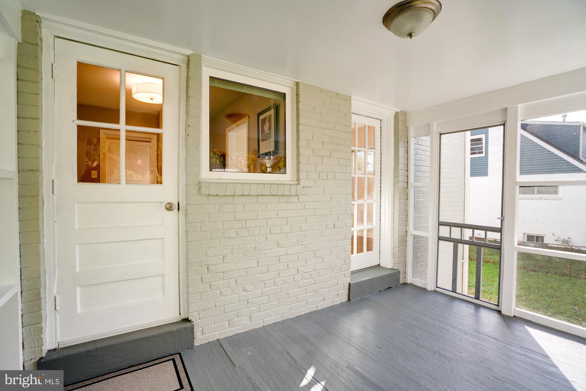 12504 Denley Road Silver Spring, MD 20906 - Photo 28 of 30 Perfect for morning coffee & Alfresco meals.