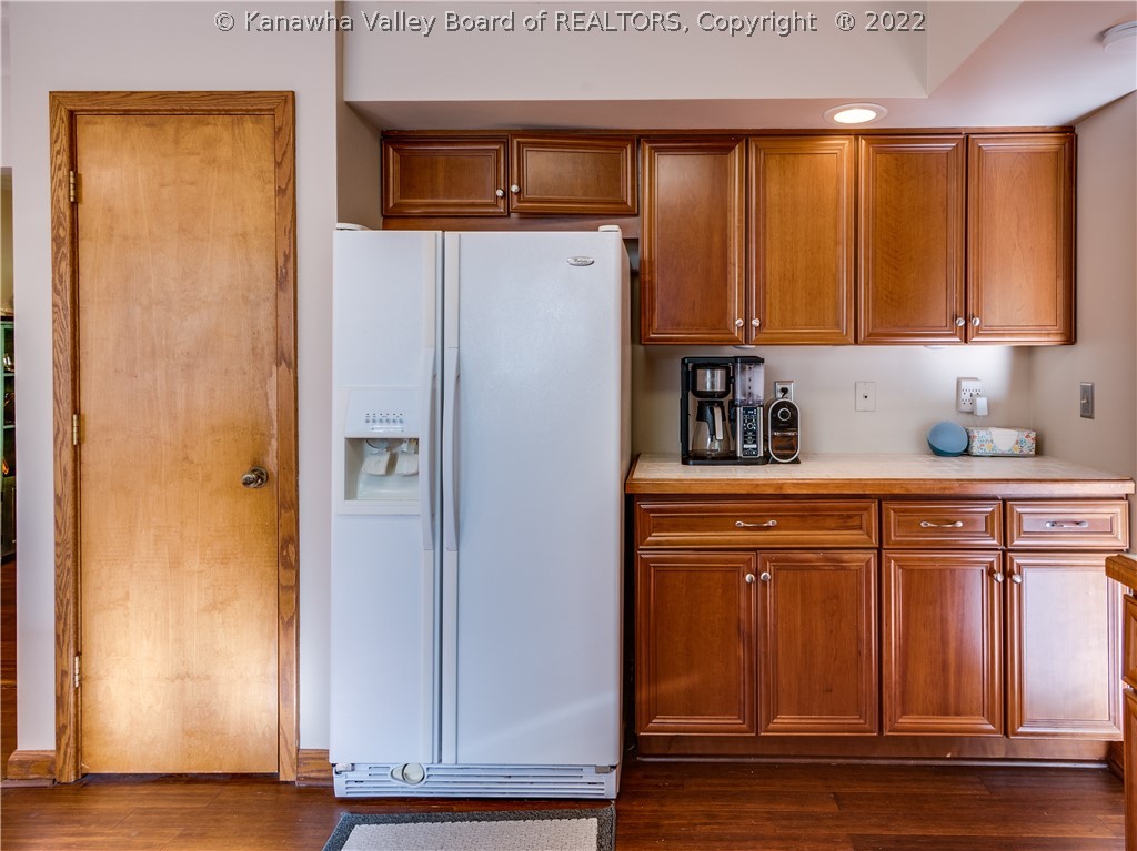 123 Ridgewood Forest Road St. Albans, WV 25177 - Photo 9 of 28 Gallery Image 9
