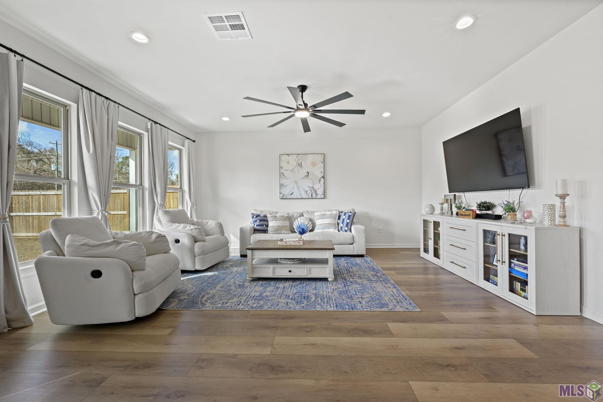 15521 Ralph Christy Drive Prairieville, LA 70769 - Photo 4 of 16