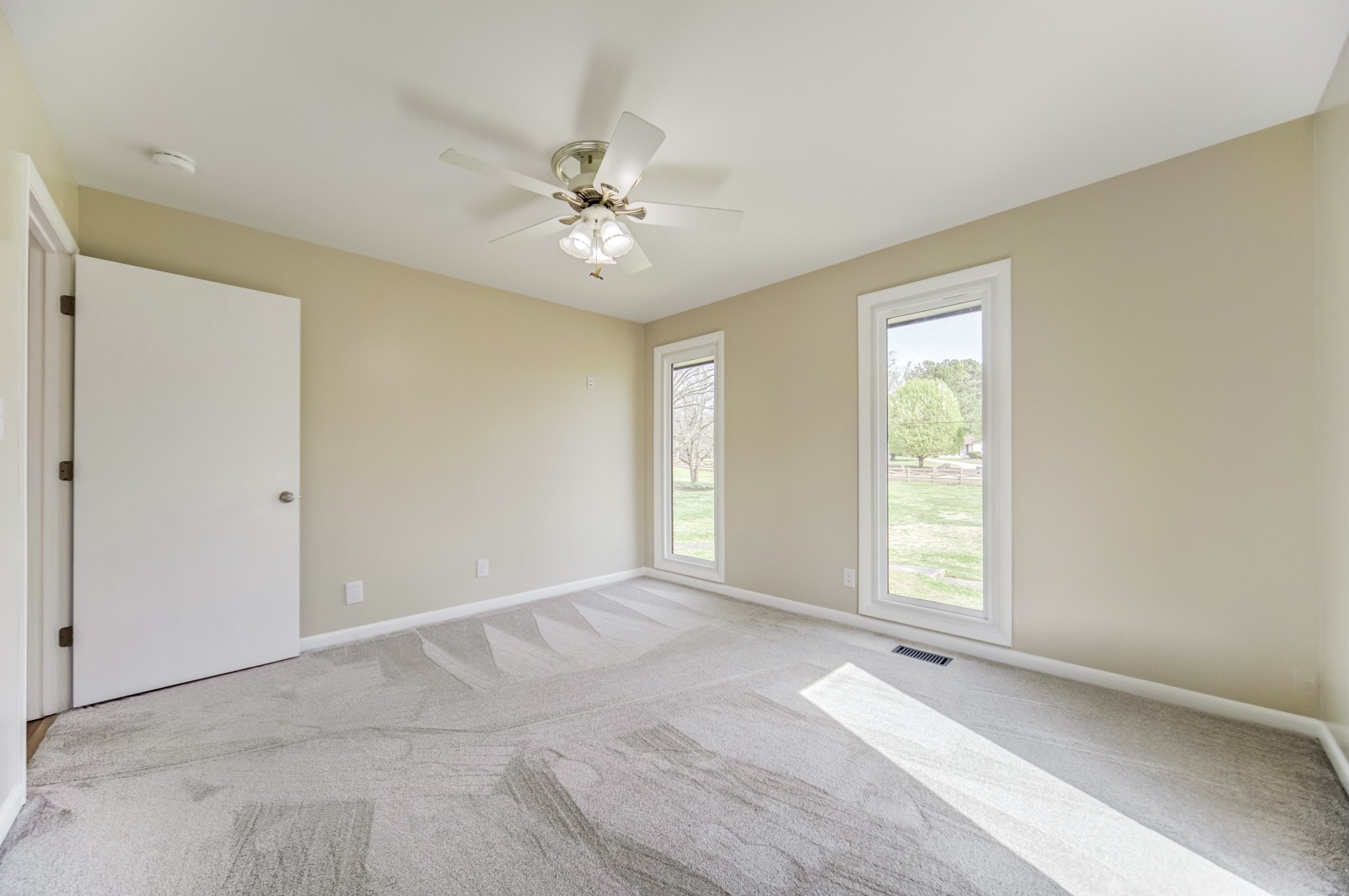 3975 Nonaville Road Mount Juliet, TN 37122 - Photo 26 of 55 a view of an empty room with a window