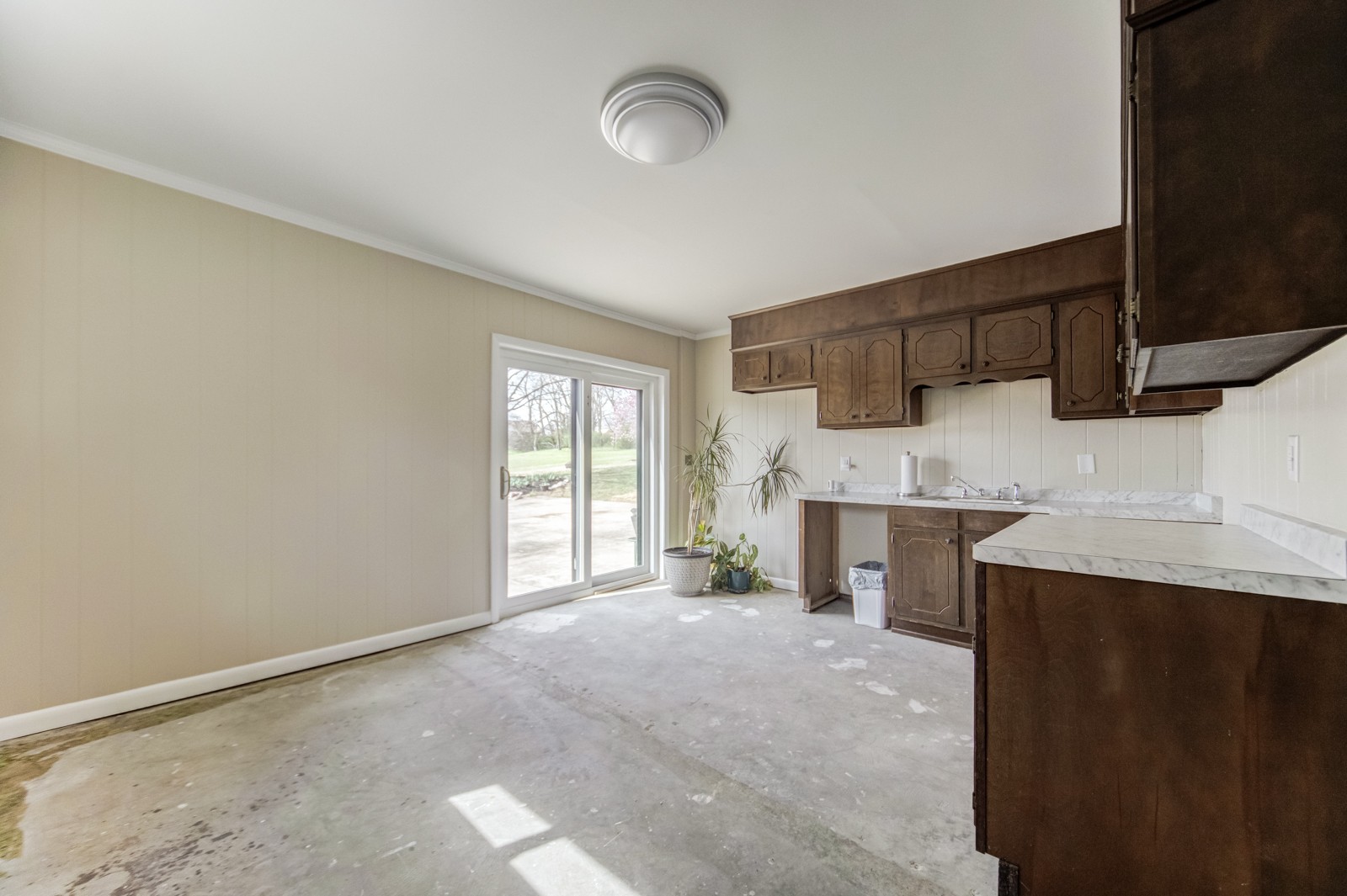 3975 Nonaville Road Mount Juliet, TN 37122 - Photo 37 of 55 a view of a kitchen with electric appliances