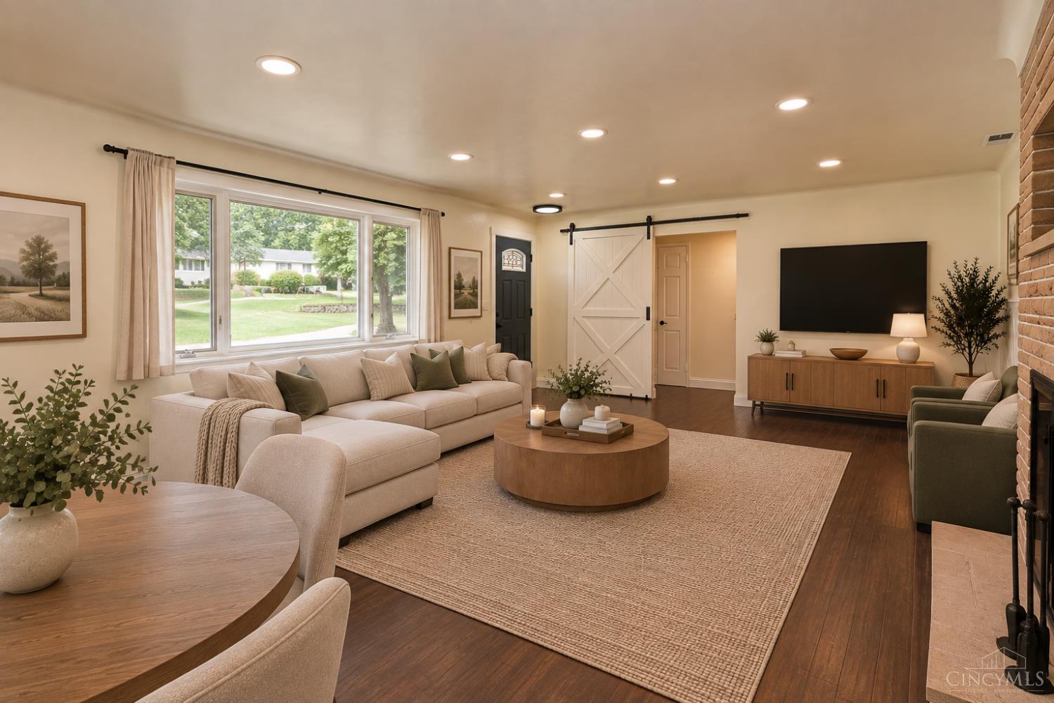 3654 East Galbraith Road Cincinnati, OH 45236 - Photo 9 of 40 Gallery Image 9