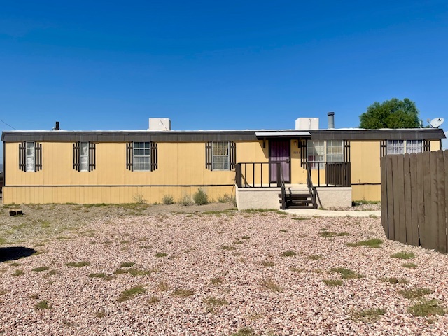 5075 Mountain View Road Fort Mohave, AZ 86426 - Photo 3 of 27 View of front of home