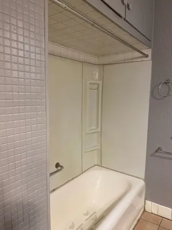 $1,900 | 10214 South State Street, Unit 1, Chicago, IL 60628