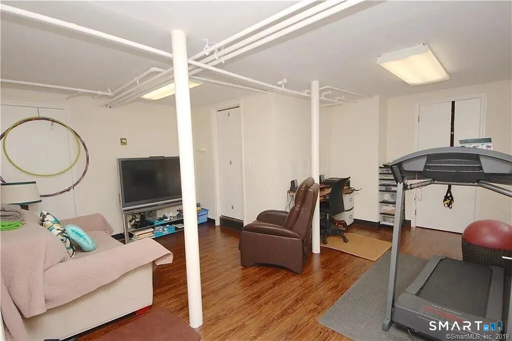 1286 Long Ridge Road Stamford, CT 06903 - Photo 15 of 15