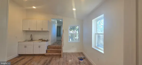 $1,900 | 705 Hyde Road, Silver Spring, MD 20902