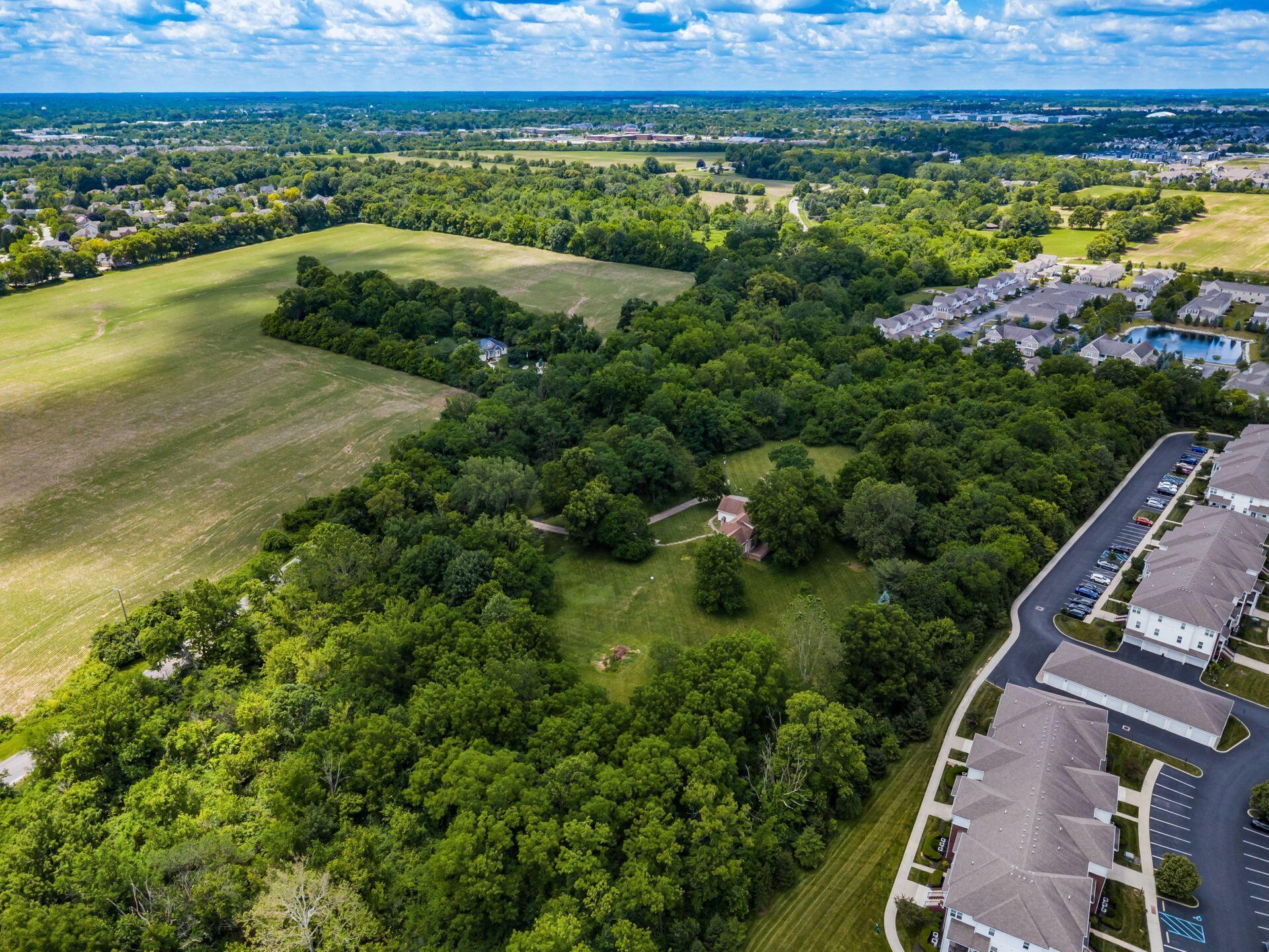 5236 Hayden Run Road Hilliard, OH 43016 - Photo 10 of 21 006_36 Hayden Run Drone 013-2