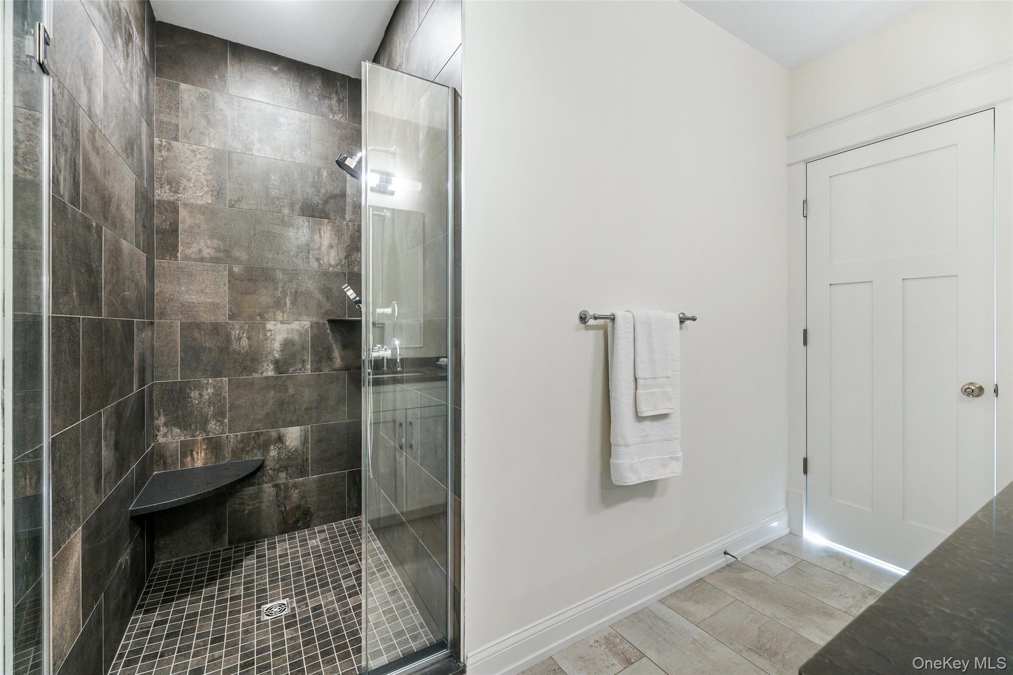 2040 Crompond Road, Unit 6 Yorktown Heights, NY 10598 - Photo 16 of 29